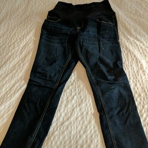 Maternity skinny jeans